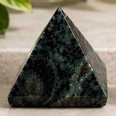 Kambaba Jasper Pyramid